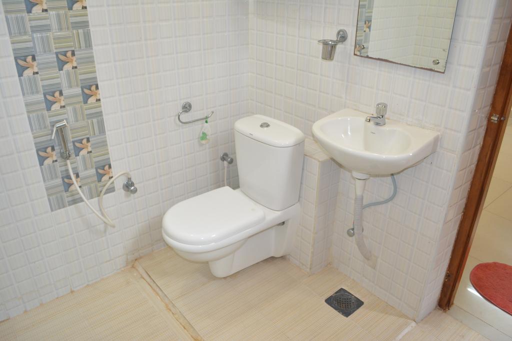 Jp Nivaas Guest House Mayiladuthurai Dış mekan fotoğraf