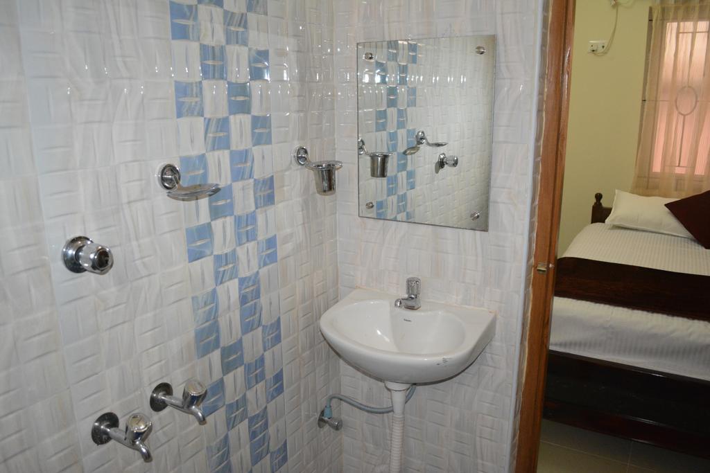 Jp Nivaas Guest House Mayiladuthurai Dış mekan fotoğraf
